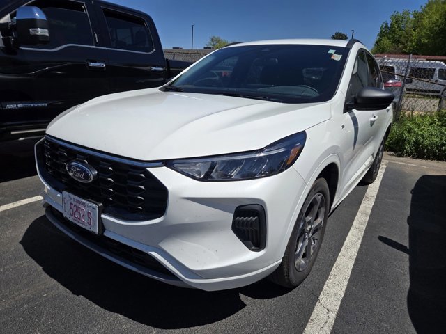Certified 2024 Ford Escape ST-Line w/ Tech Pack #1 AWD/4WD image 2