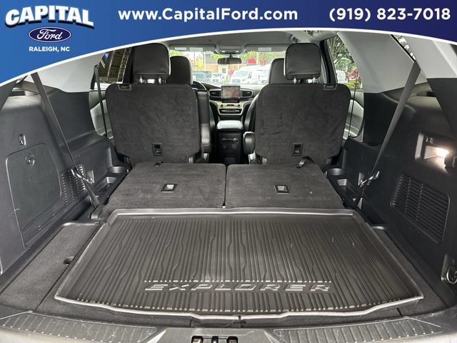 Certified 2023 Ford Explorer XLT w/ Equipment Group 202A RWD image 16