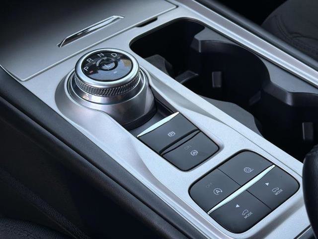 Certified 2021 Ford Explorer XLT RWD image 16