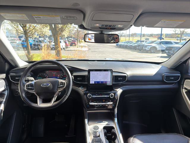 Certified 2021 Ford Explorer Limited w/ Hybrid Equipment Group 310A image 34
