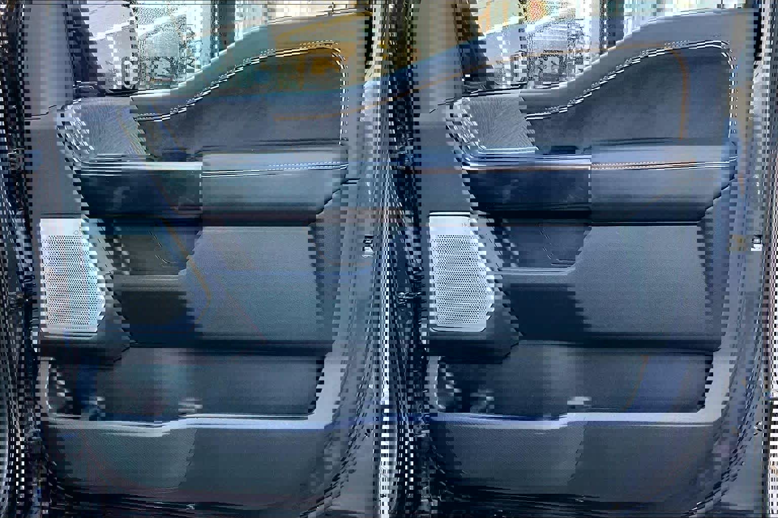 Certified 2021 Ford F150 Platinum w/ Equipment Group 701A High image 25