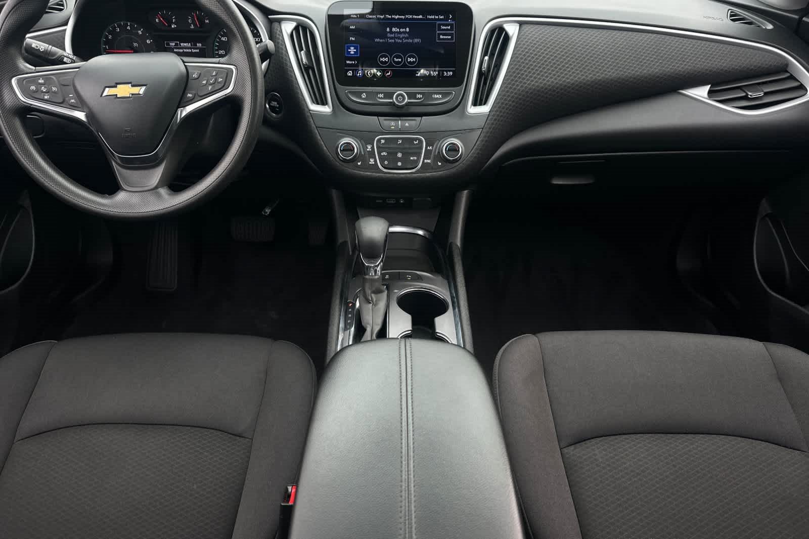 Used 2024 Chevrolet Malibu LT image 9