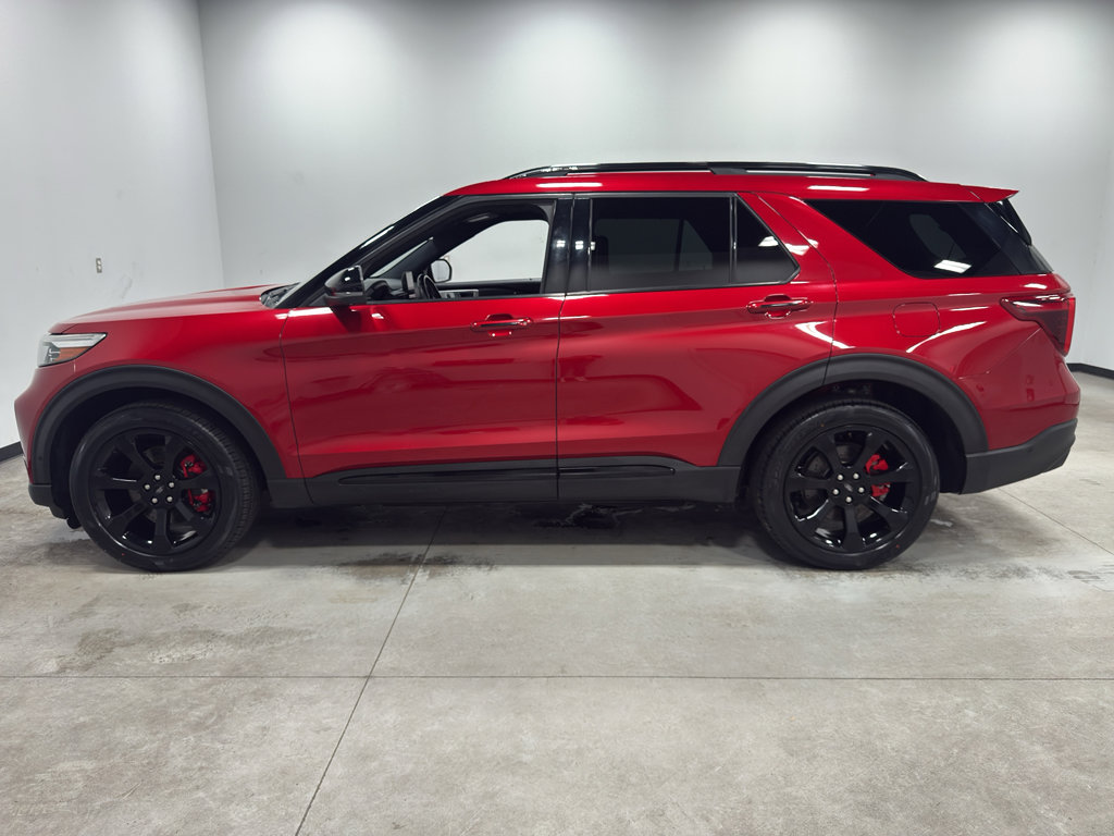 Certified 2020 Ford Explorer ST w/ ST Street Pack image 5