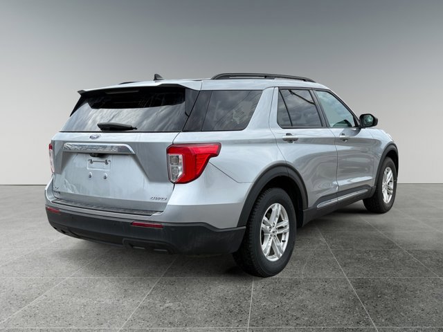 Certified 2023 Ford Explorer XLT image 5