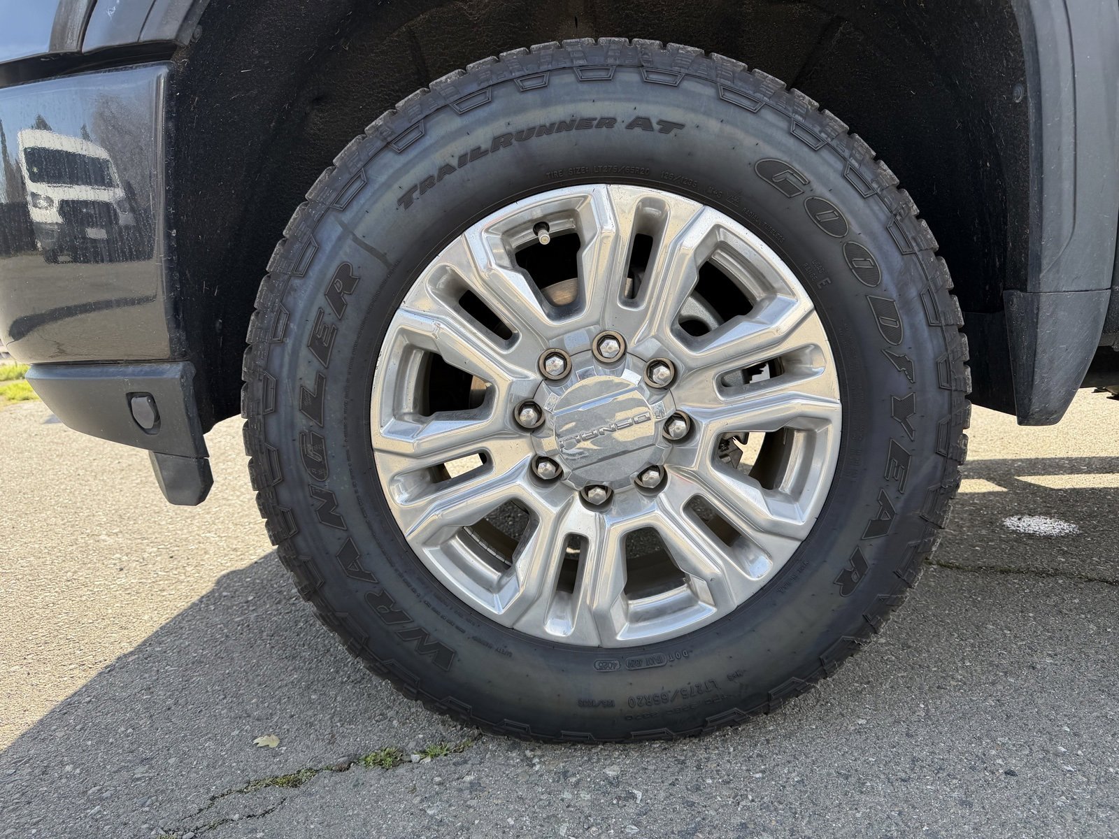 Used 2020 GMC Sierra 2500 Denali w/ Denali Ultimate Package image 9