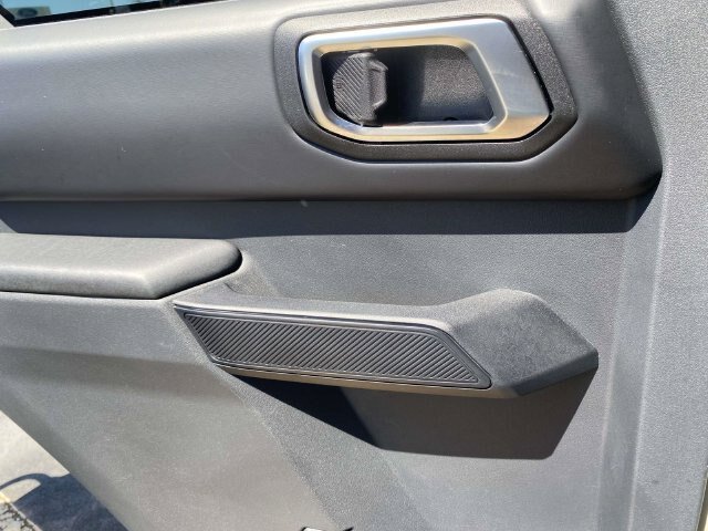 Certified 2025 Ford Bronco Badlands AWD/4WD image 13