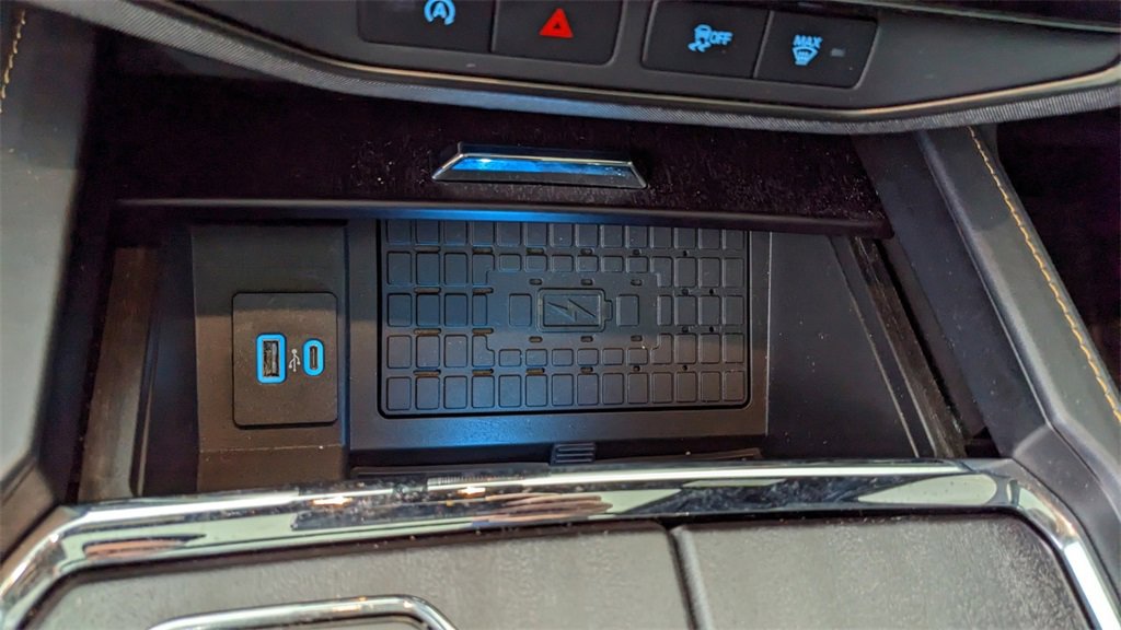 Certified 2023 Ford Expedition Platinum image 32