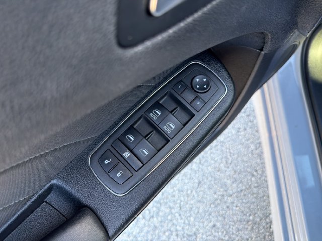 Used 2022 Dodge Charger GT RWD image 16