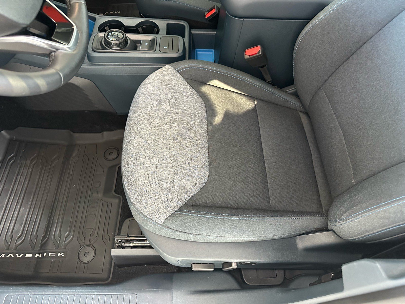 Certified 2025 Ford Maverick XLT w/ XLT Luxury Package FWD image 21