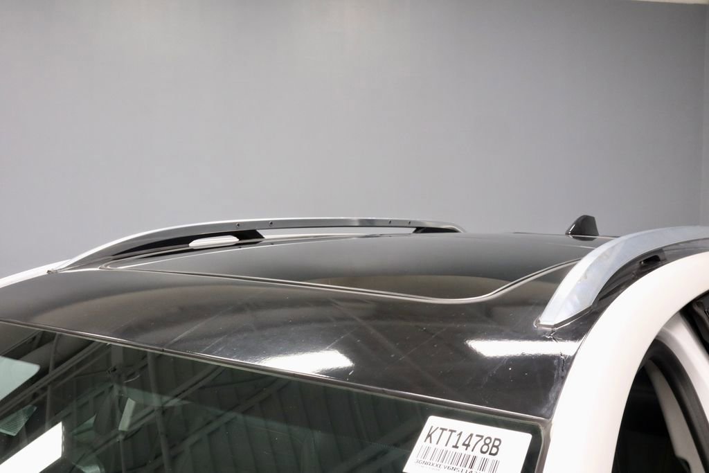 Used 2022 Chevrolet Equinox Premier AWD/4WD image 29