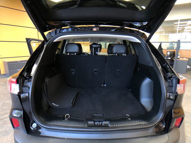 Certified 2022 Ford Escape SEL AWD/4WD image 22