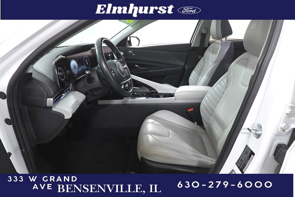 Used 2021 Hyundai Elantra Limited image 10