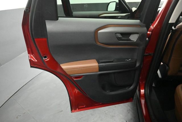 Certified 2025 Ford Bronco Sport Outer Banks w/ Outer Banks Tech Package+ AWD/4WD image 24