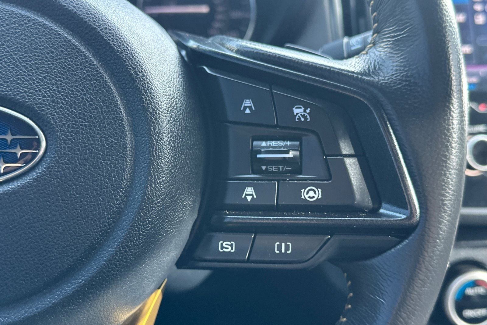 Used 2022 Subaru Crosstrek 2.5i Sport w/ Moonroof Package image 26