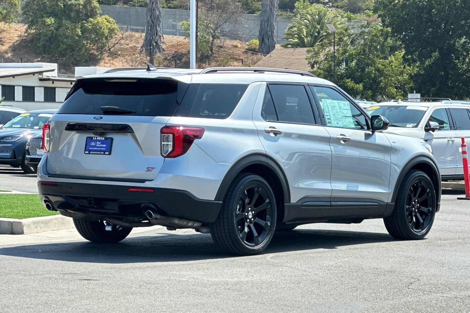 Certified 2023 Ford Explorer ST-Line w/ Class IV Trailer Tow Package RWD image 3