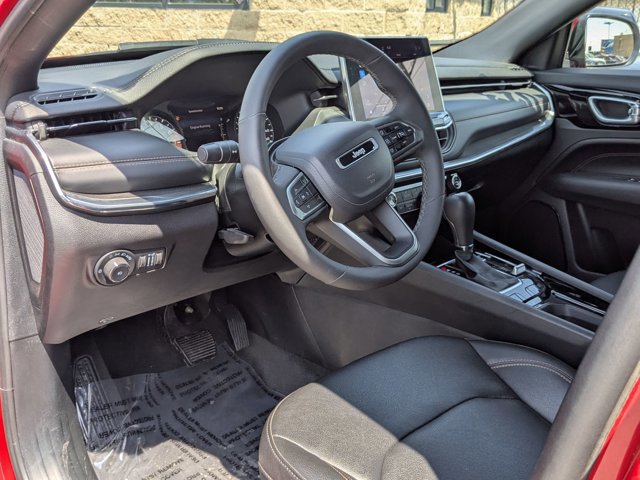 Used 2023 Jeep Compass Limited AWD/4WD image 11