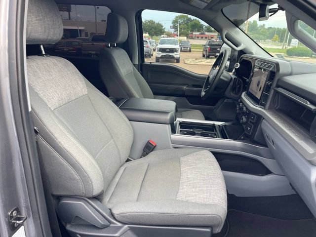 Certified 2024 Ford F250 XLT w/ XLT Premium Package AWD/4WD image 20