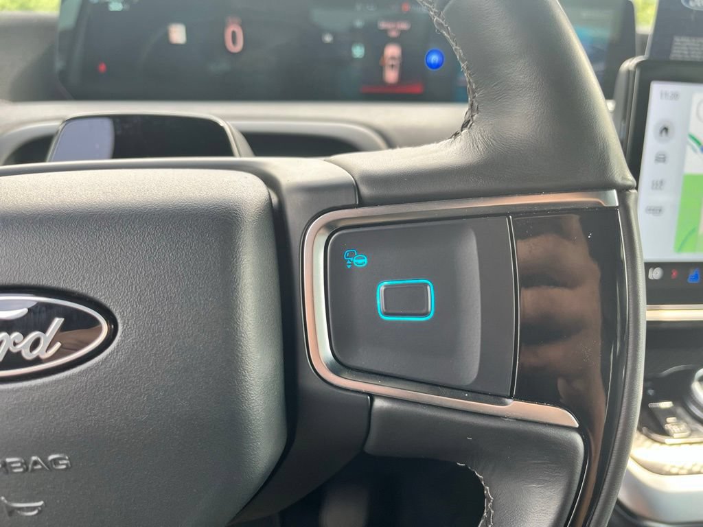 Certified 2025 Ford Expedition Max Platinum w/ Stealth Appearance Package AWD/4WD image 24