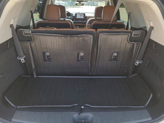 Used 2023 Nissan Pathfinder Platinum FWD image 15
