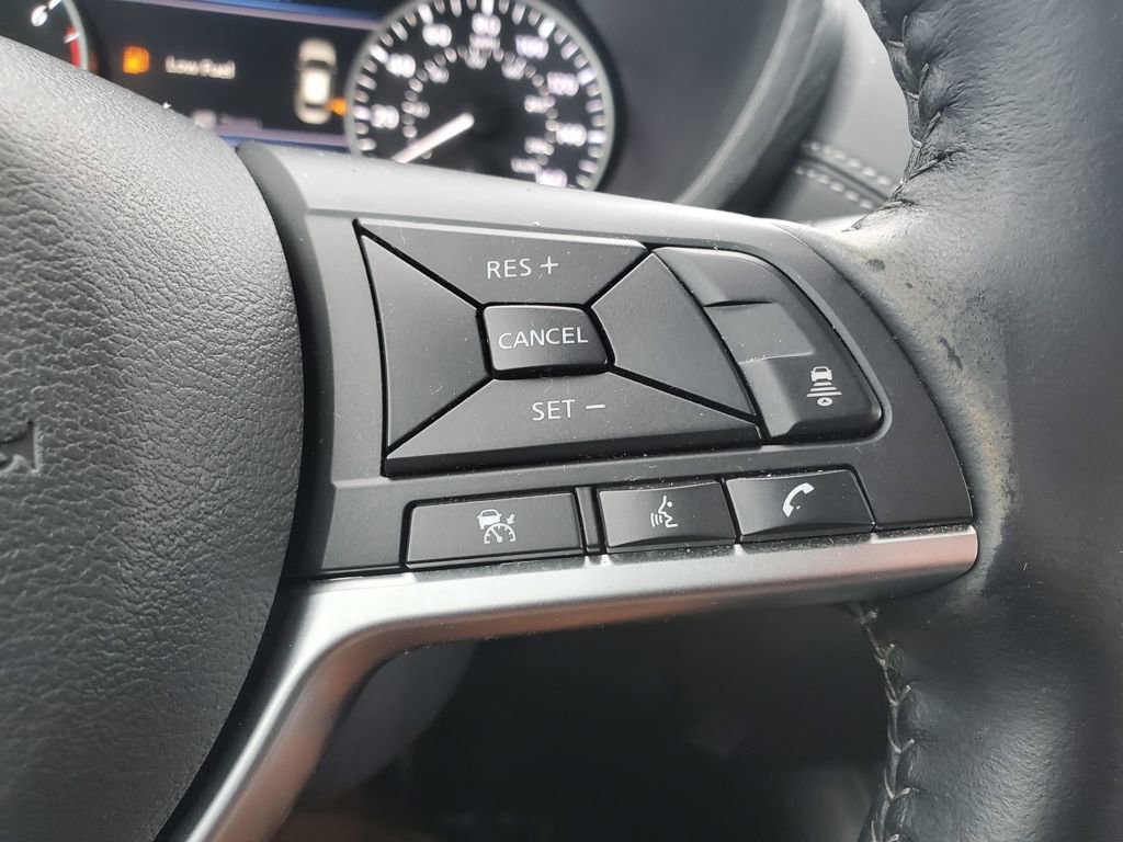 Used 2022 Nissan Sentra SV image 18