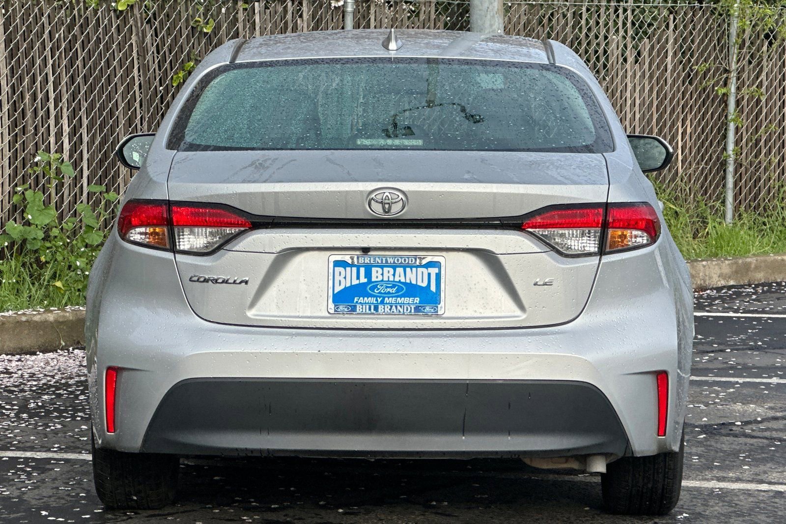 Used 2023 Toyota Corolla LE FWD image 4