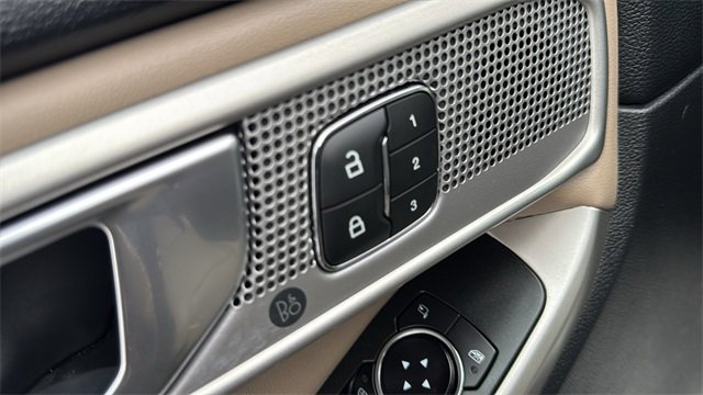 Certified 2023 Ford Explorer Limited w/ Hybrid Equipment Group 310A image 10