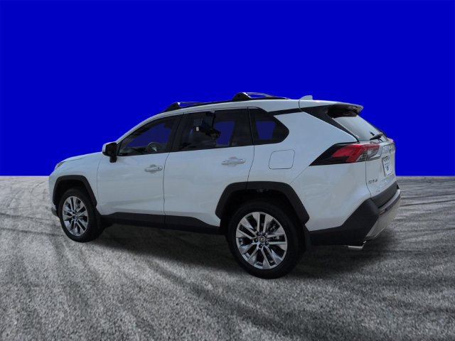 Used 2025 Toyota RAV4 Limited FWD image 6