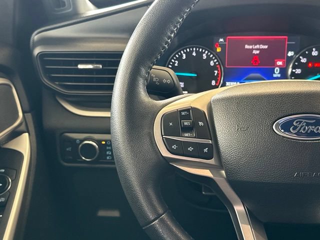 Certified 2023 Ford Explorer XLT AWD/4WD image 9