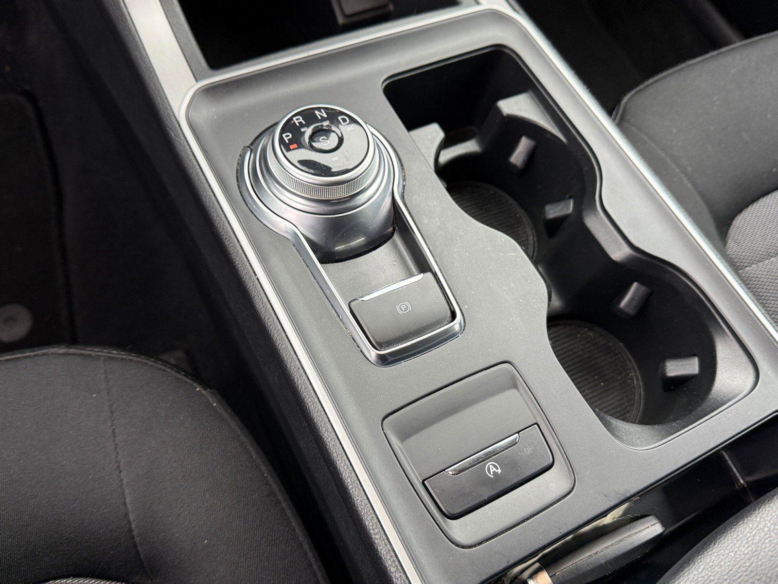 Certified 2022 Ford Edge SE w/ Black Appearance Package image 27