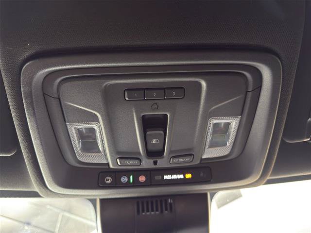 Used 2022 GMC Sierra 1500 AT4 w/ AT4 Premium Package AWD/4WD image 30