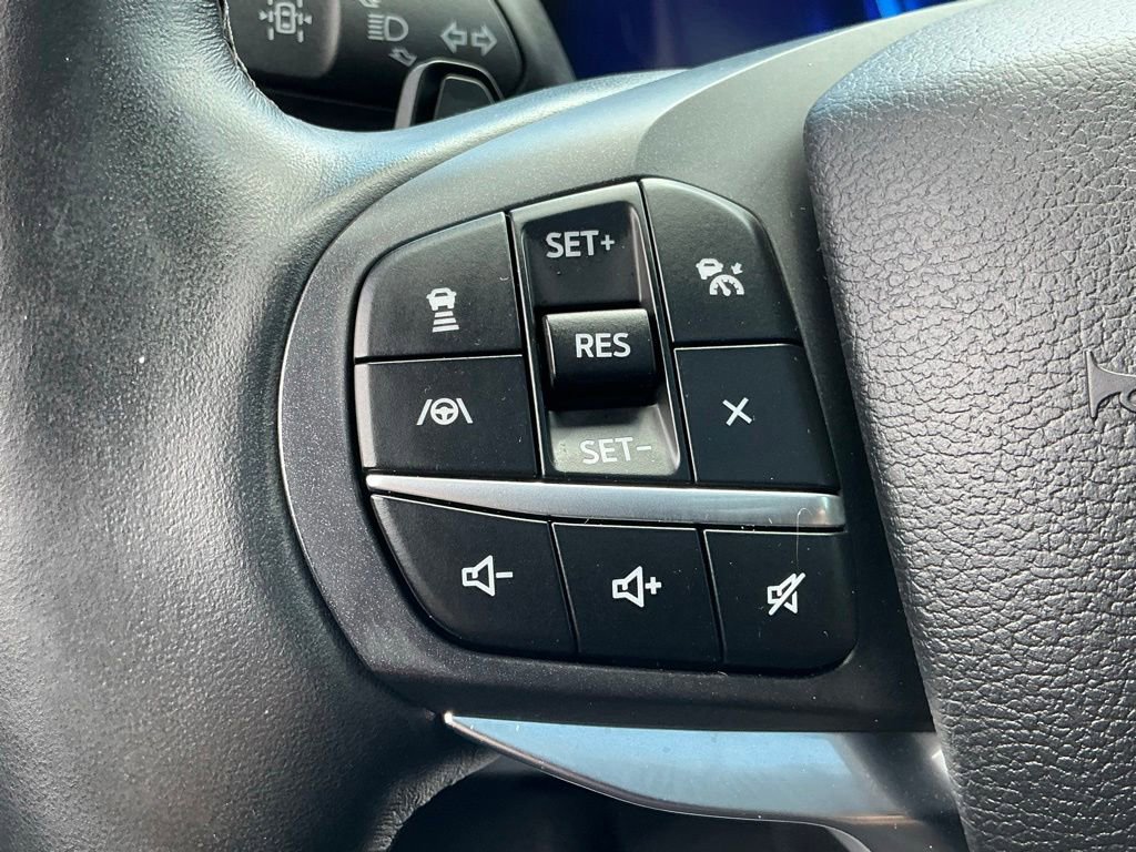 Certified 2020 Ford Explorer Platinum w/ Premium Technology Package AWD/4WD image 35