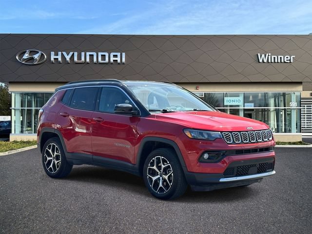 Used 2025 Jeep Compass Limited AWD/4WD image 5