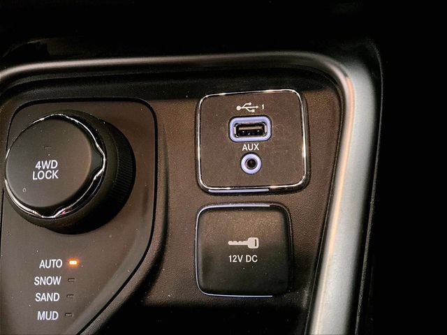 Used 2021 Jeep Compass Latitude w/ Convenience Group AWD/4WD image 31