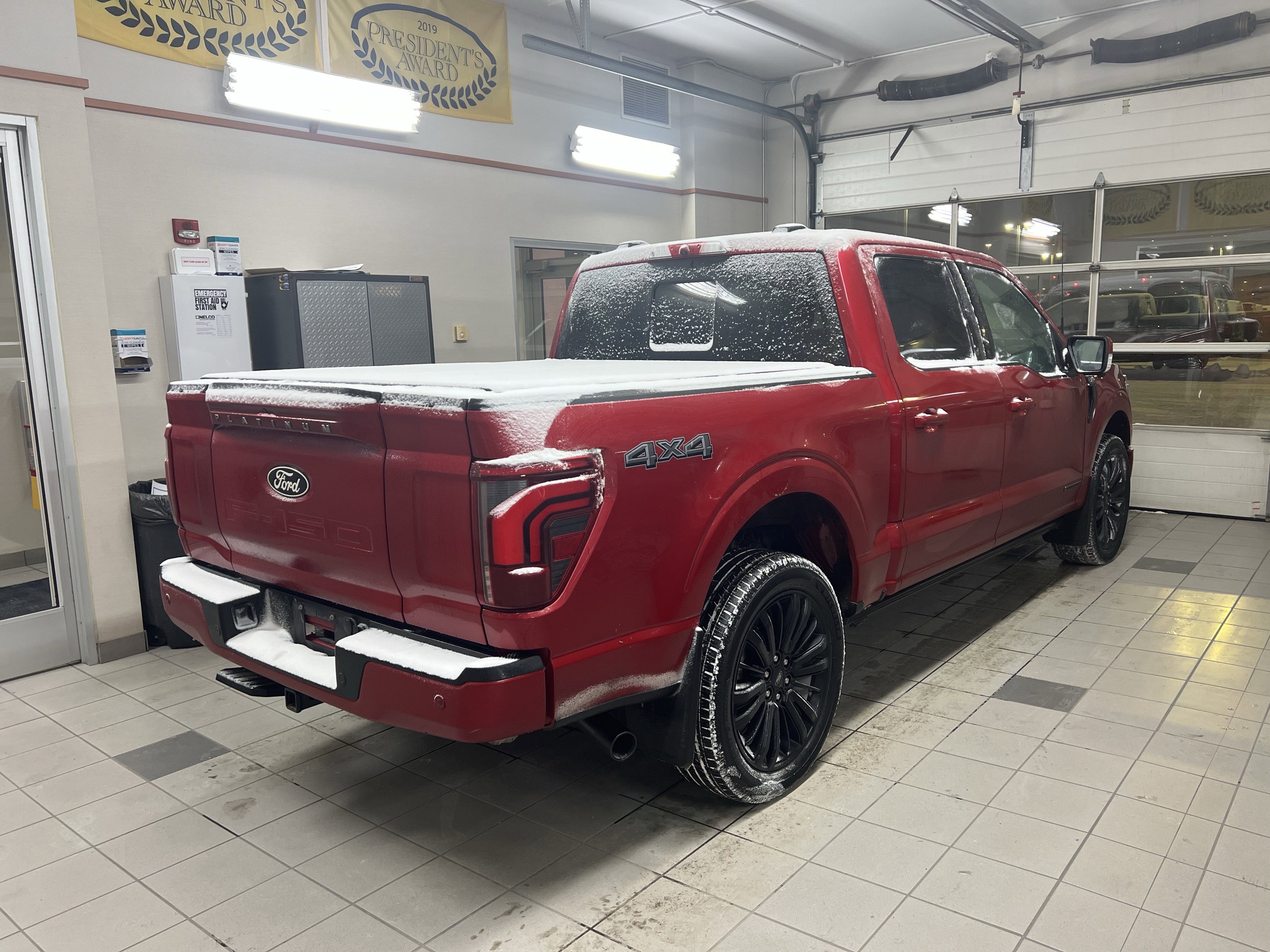 Certified 2024 Ford F150 Platinum w/ Equipment Group 702A High image 4