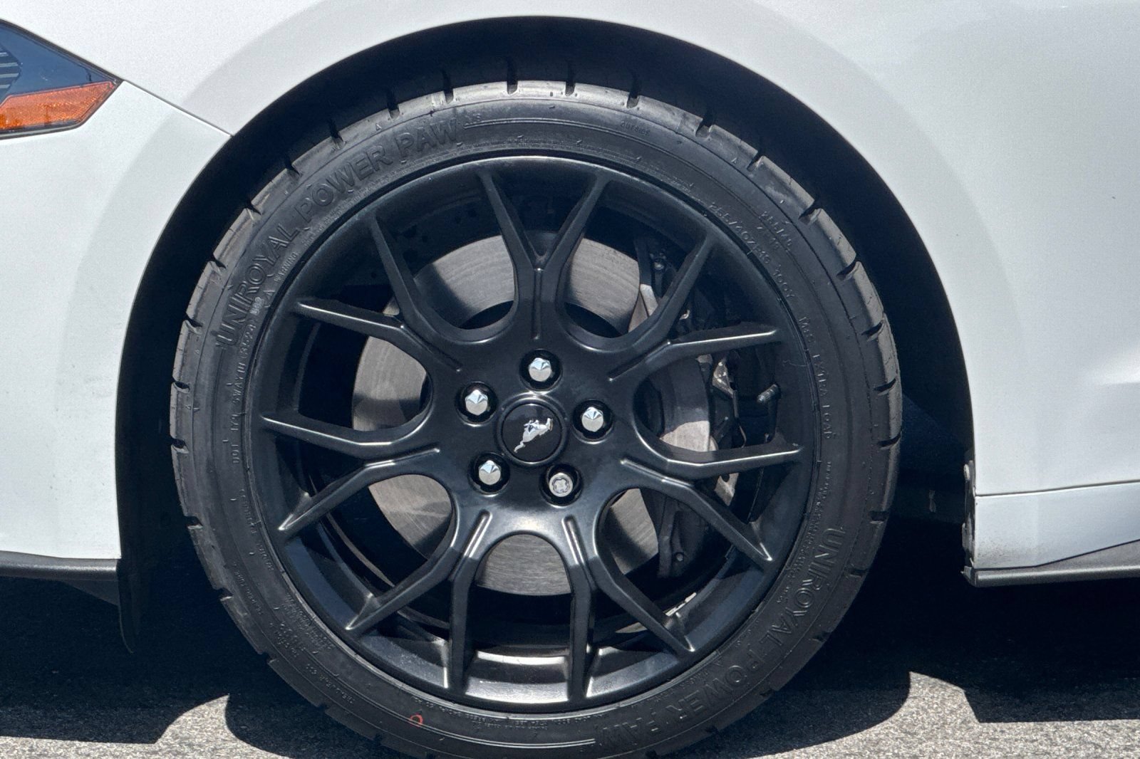 Certified 2018 Ford Mustang Premium w/ Ecoboost Performance Package RWD image 27