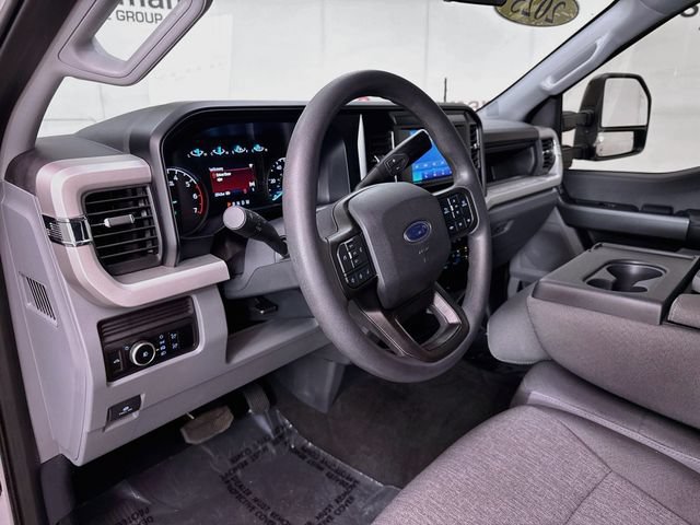 Certified 2025 Ford F250 XL w/ STX Appearance Package AWD/4WD image 9