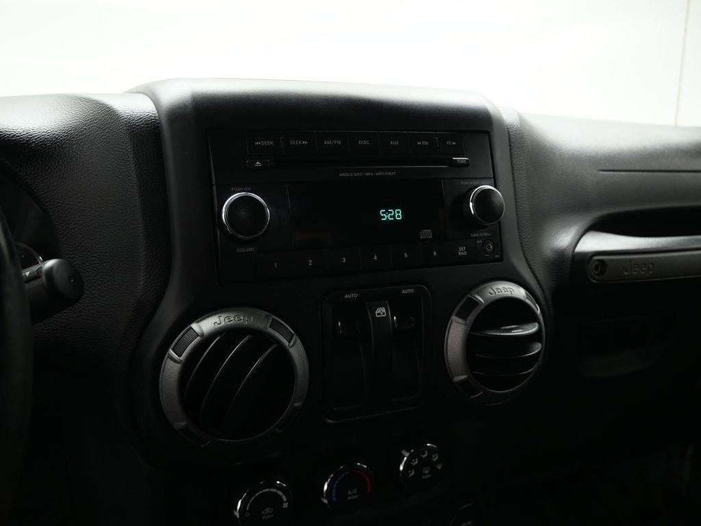 Used 2017 Jeep Wrangler Sport w/ Quick Order Package 24S image 40