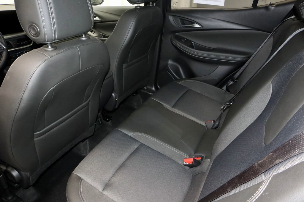 Used 2025 Buick Encore GX Preferred image 21