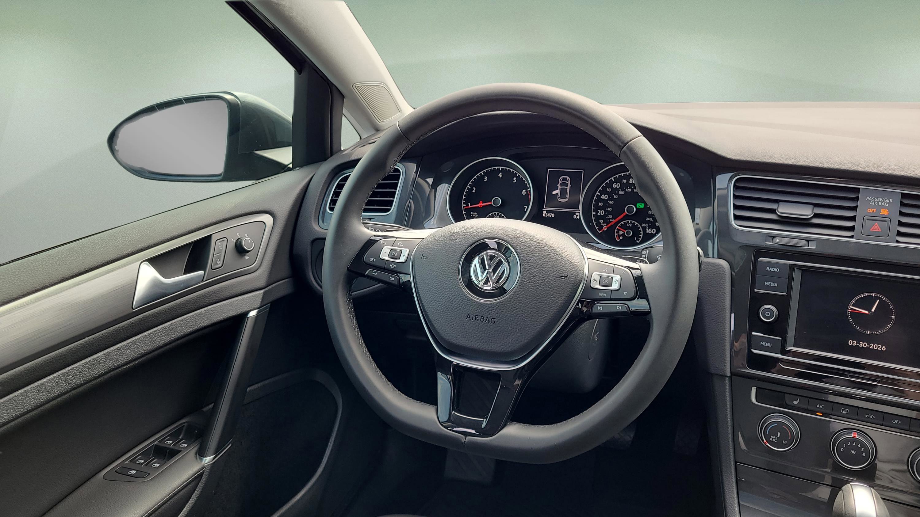 Used 2021 Volkswagen Golf 4-Door image 12