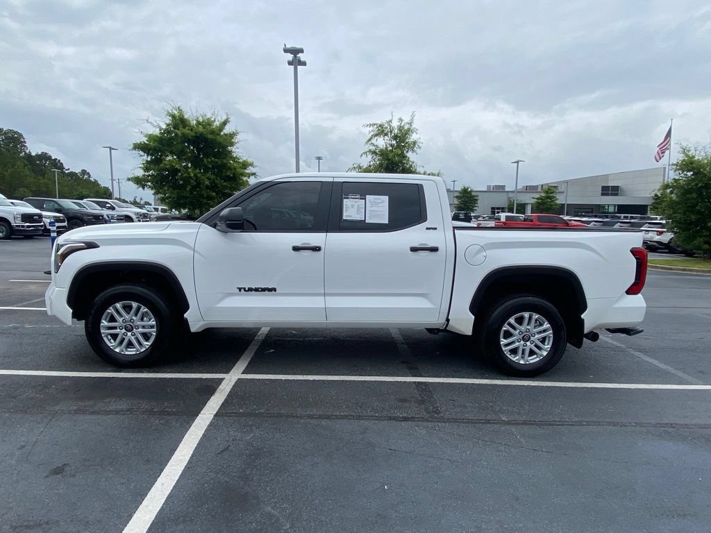 Used 2025 Toyota Tundra SR5 AWD/4WD image 4