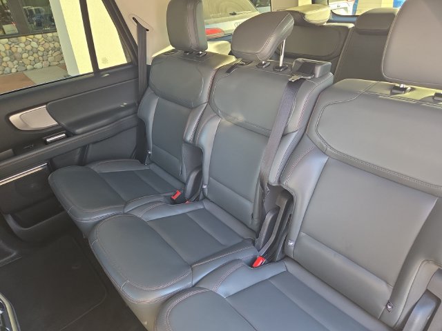 Certified 2025 Ford Expedition Active AWD/4WD image 20