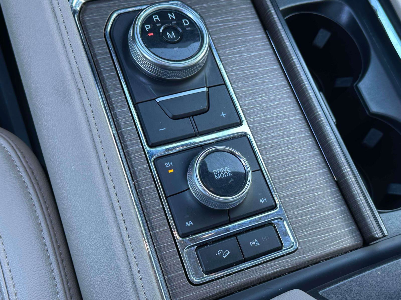 Certified 2024 Ford Expedition Max Limited image 28