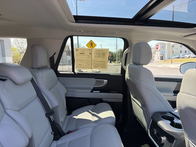 Certified 2025 Ford Expedition Max Platinum AWD/4WD image 37