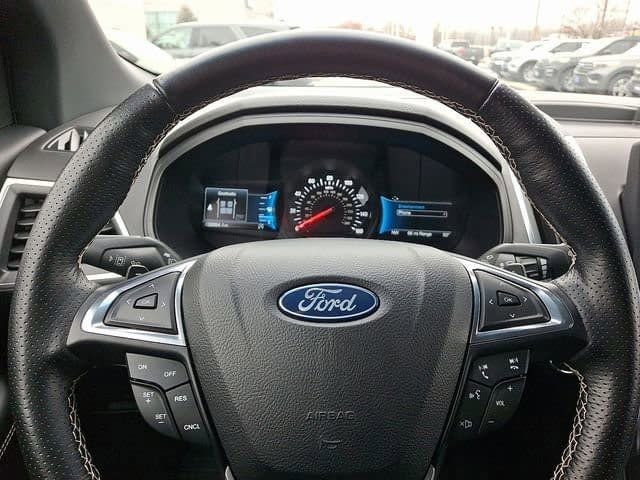 Certified 2022 Ford Edge ST w/ Cargo Accessory Package image 19