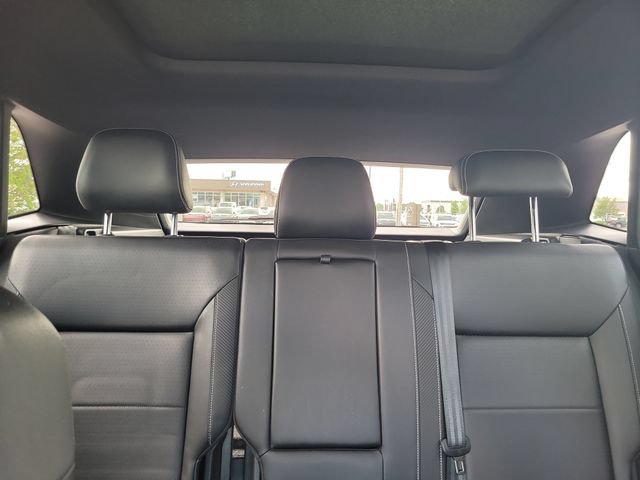 Used 2023 Volkswagen Atlas Cross Sport SEL AWD/4WD image 23