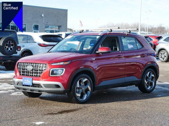 Used 2024 Hyundai Venue Limited image 1