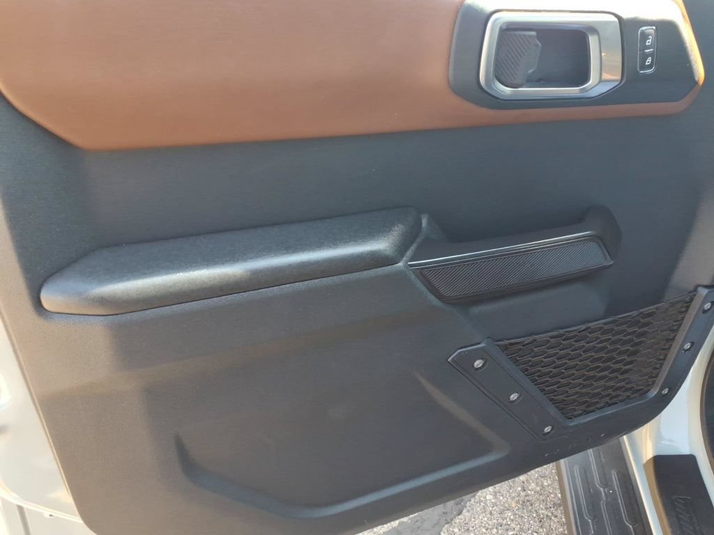 Certified 2024 Ford Bronco Outer Banks AWD/4WD image 12