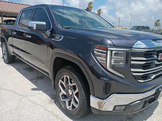 Used 2023 GMC Sierra 1500 SLT AWD/4WD image 8