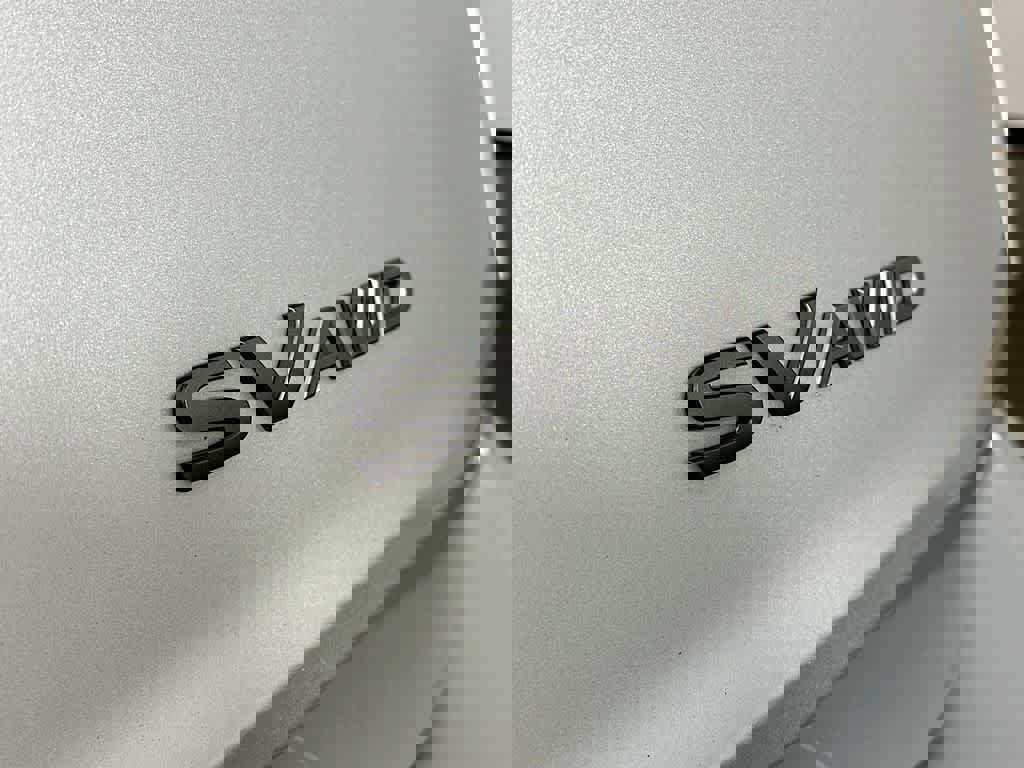 Used 2024 Nissan Rogue SV image 10