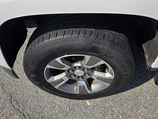Used 2019 Chevrolet Colorado Z71 RWD image 17
